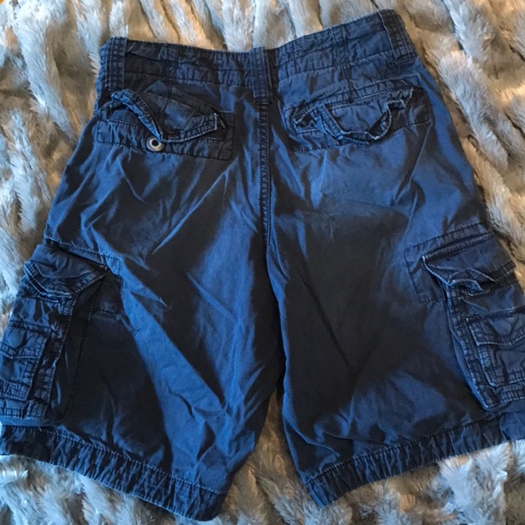 Men's size 27 shorts - Picture 3 of 3